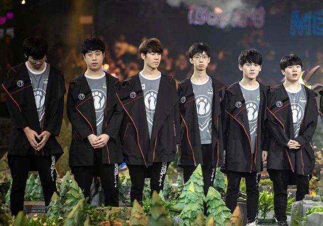 为足球界上 为足球界上