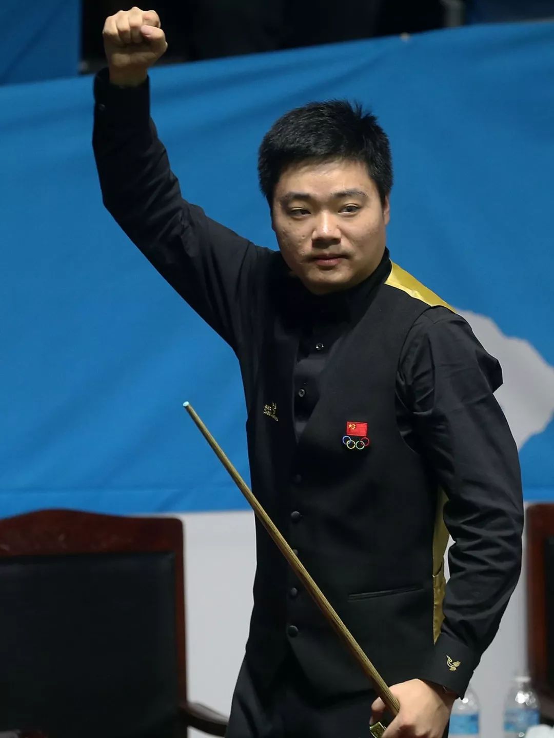 景也备受瞩 景也备受瞩