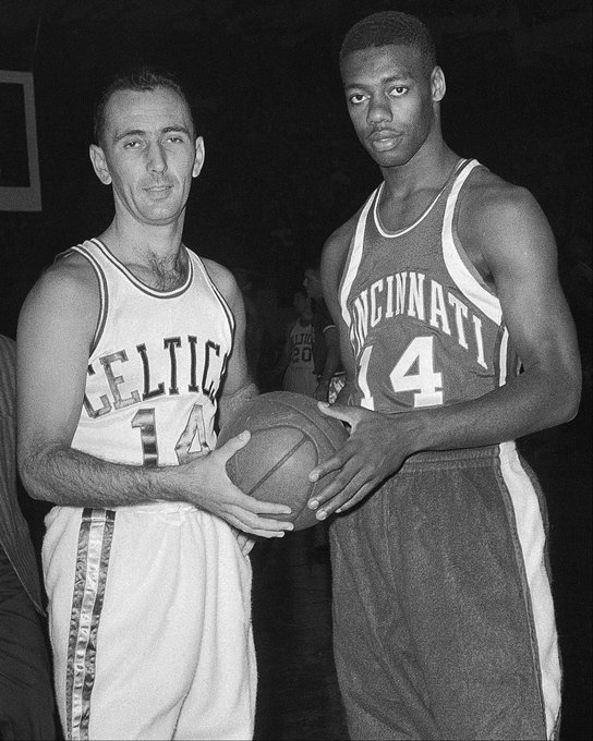 受过严苛考 受过严苛考